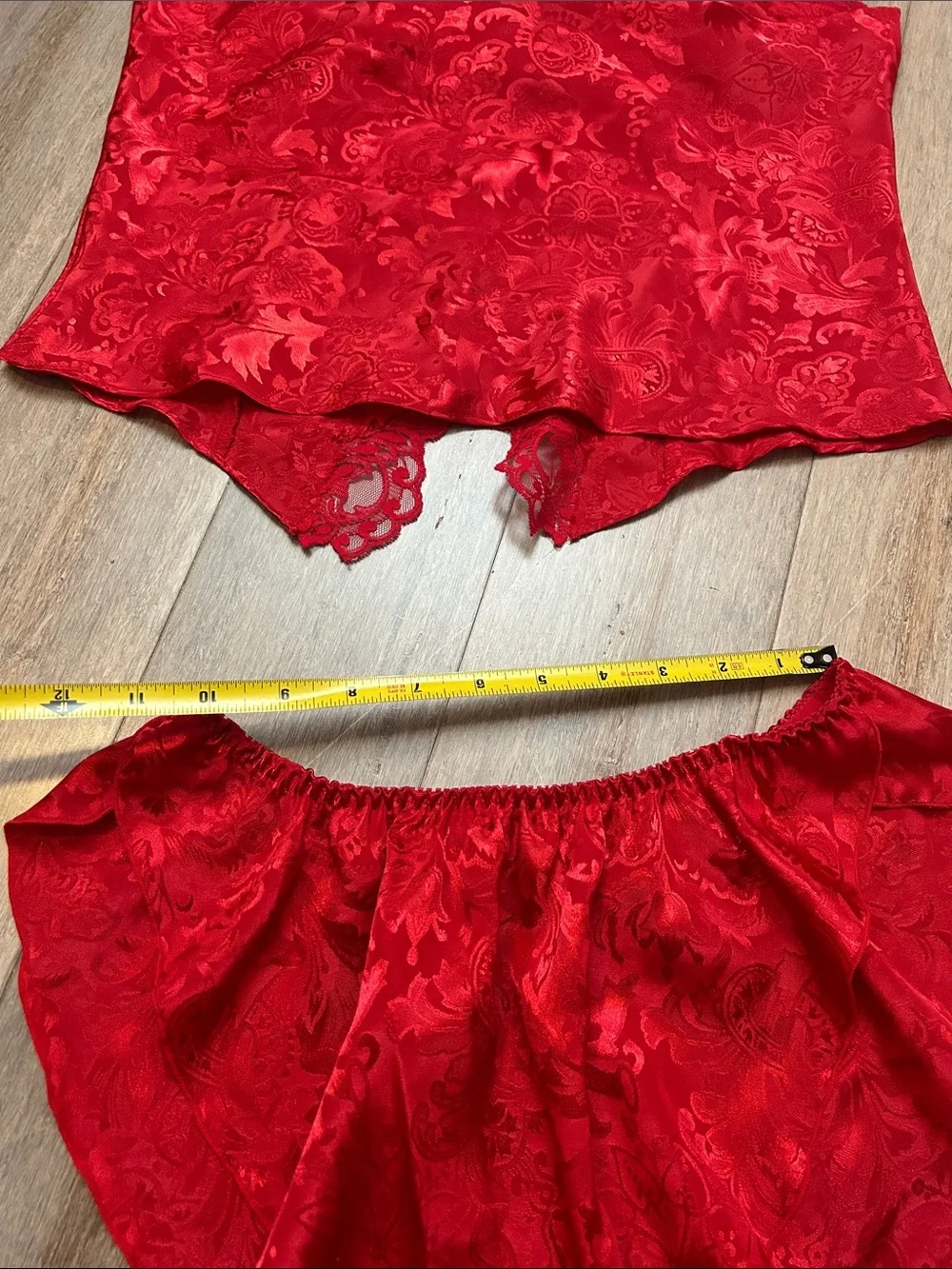 VTG Victoria's Secret Red Lace & Satin Two-Piece Jacquard Chemise Set size M
